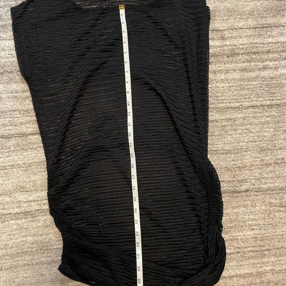 Jordan Taylor black swimsuit coverup - Picture 2 of 6